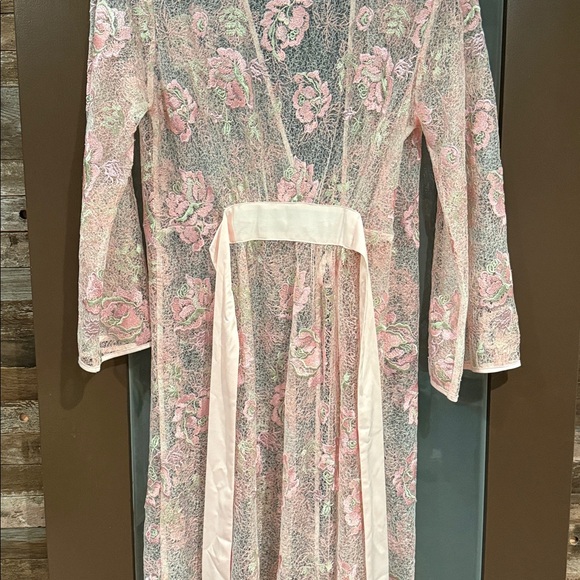 Rya Collection Michelle Sheer Robe - Picture 8 of 8